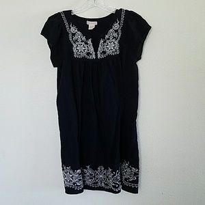 Babydoll dress with beautiful embroidery Large
